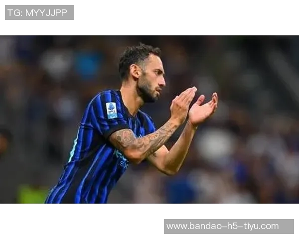 加拉塔萨雷内部人士澄清未与恰尔汗奥卢接触的消息 加拉塔萨雷内部人士澄清未与恰尔汗奥卢接触的消息