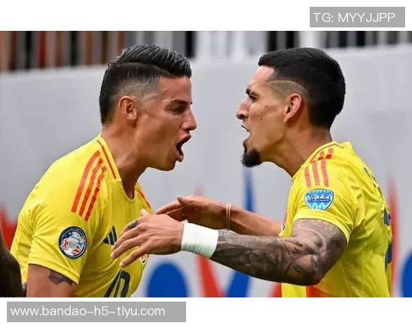 迪亚斯称赞J罗为哥伦比亚全力以赴的榜样与精神领袖